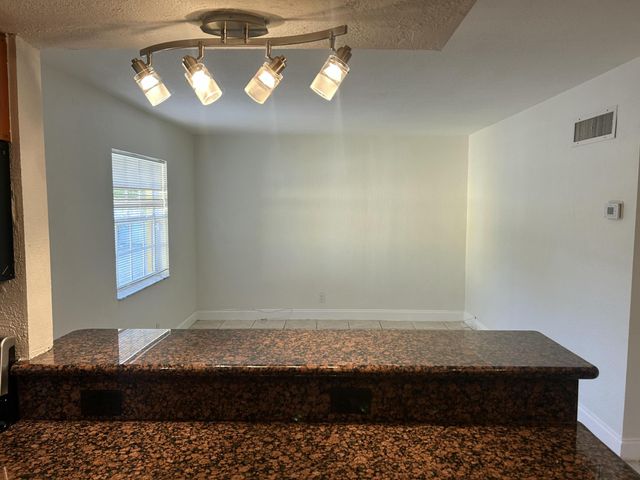 51 NE 24th Street 4, Wilton Manors, FL 33305