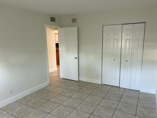 51 NE 24th Street 4, Wilton Manors, FL 33305