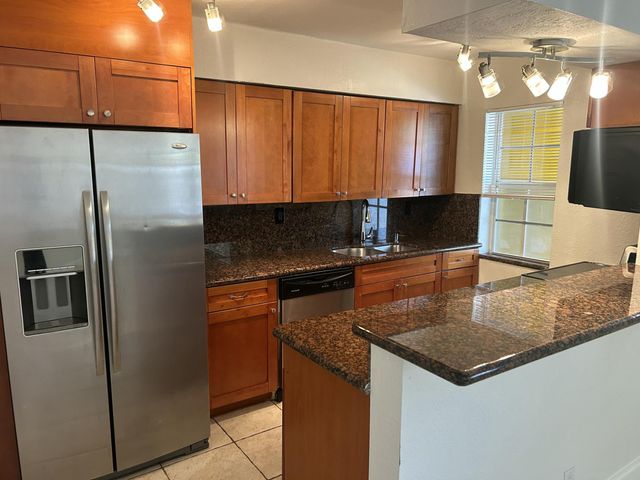 51 NE 24th Street 4, Wilton Manors, FL 33305