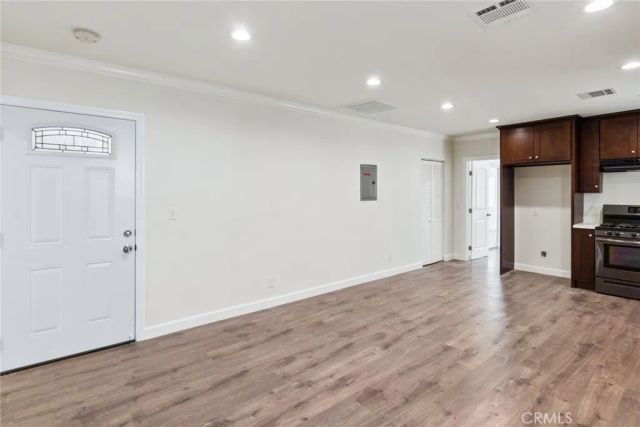 136 N Rampart Boulevard, Los Angeles, CA 90026