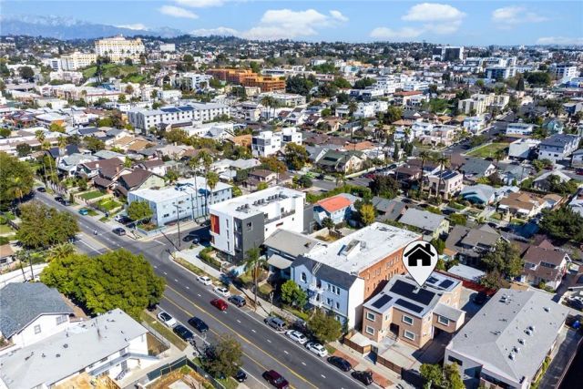 136 N Rampart Boulevard, Los Angeles, CA 90026