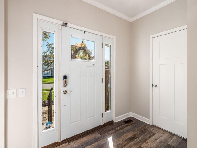 7682 Holderman Street, Lewis Center, OH 43035