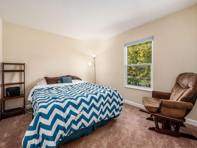 7682 Holderman Street, Lewis Center, OH 43035