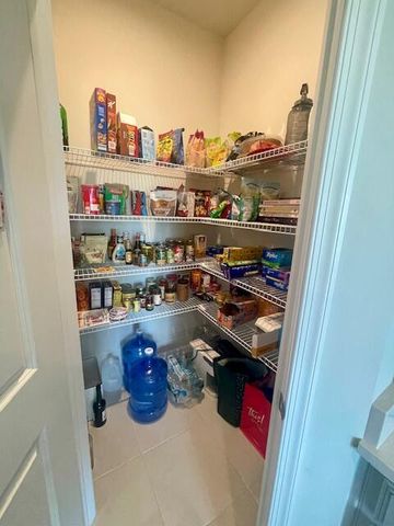 10657 SW Vasari Way, Port St. Lucie, FL 34987