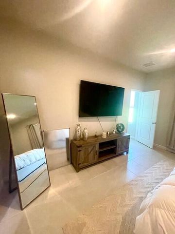 10657 SW Vasari Way, Port St. Lucie, FL 34987