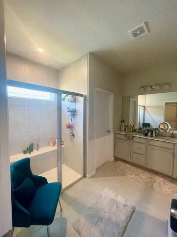 10657 SW Vasari Way, Port St. Lucie, FL 34987