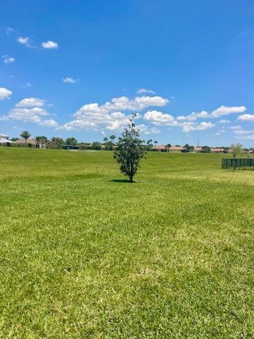 10657 SW Vasari Way, Port St. Lucie, FL 34987