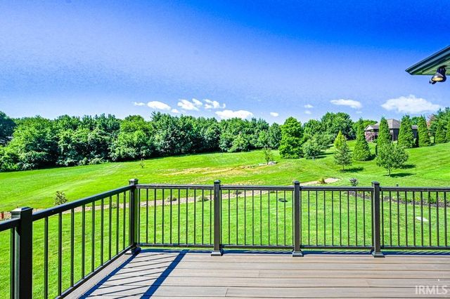 4119 E Oak Ridge Estates, Haubstadt, IN 47639