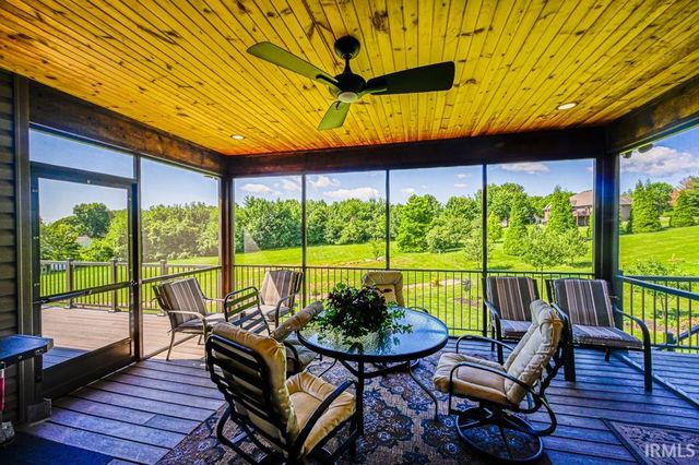 4119 E Oak Ridge Estates, Haubstadt, IN 47639