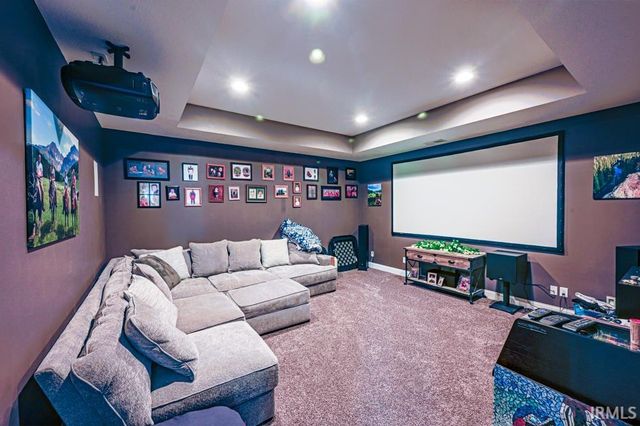 4119 E Oak Ridge Estates, Haubstadt, IN 47639
