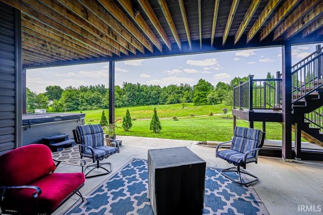 4119 E Oak Ridge Estates, Haubstadt, IN 47639