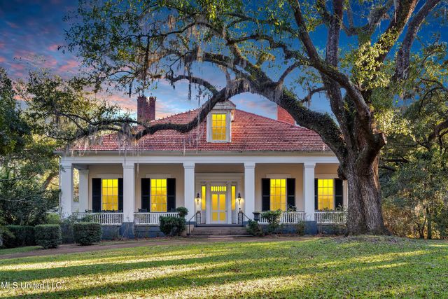 109 Carmel Church Road, Natchez, MS 39120