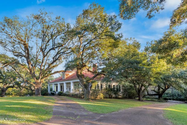 109 Carmel Church Road, Natchez, MS 39120