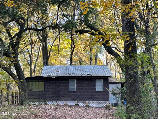 109 Carmel Church Road, Natchez, MS 39120