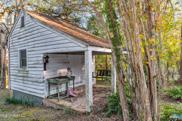 109 Carmel Church Road, Natchez, MS 39120