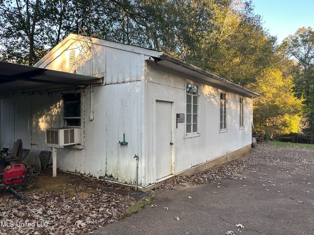 109 Carmel Church Road, Natchez, MS 39120