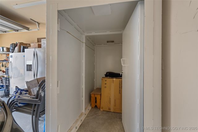 13572 Kaney, Kingston, OK 73439