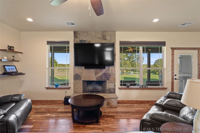 13572 Kaney, Kingston, OK 73439