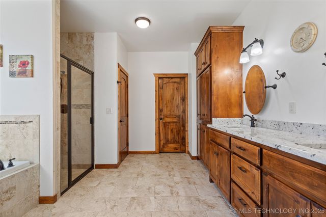 13572 Kaney, Kingston, OK 73439