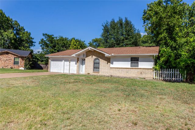 409 Celeste Street, Everman, TX 76140