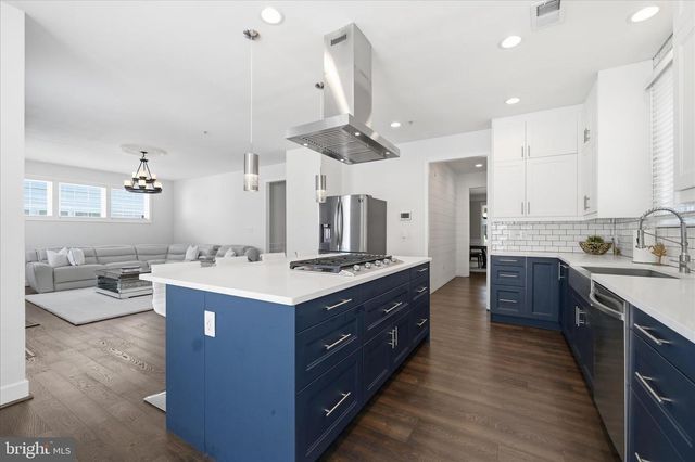 23121 FREDERICK RD, Clarksburg, MD 20871