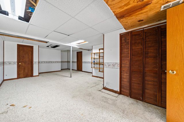 320 Arbor Ridge DRIVE, Delavan, WI 53115