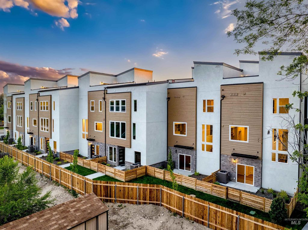 118 E Pennsylvania St, Boise, ID 83706