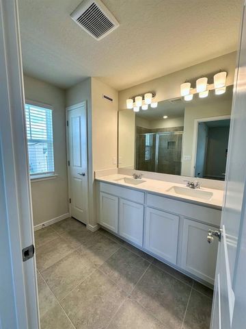 2502 WINSOME WAY, Davenport, FL 33896