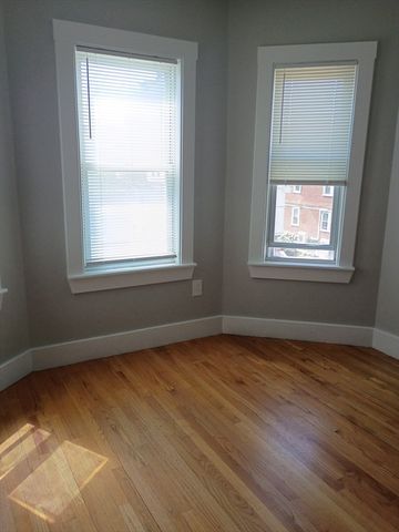 49 Mora 3, Boston, MA 02124