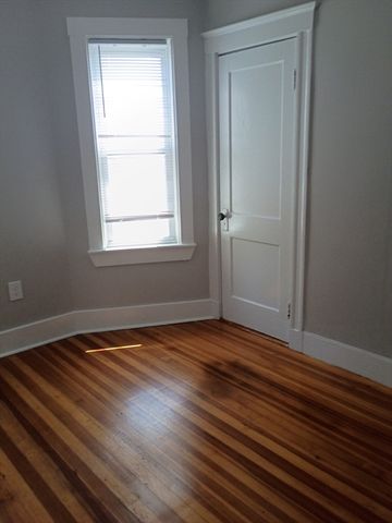 49 Mora 3, Boston, MA 02124