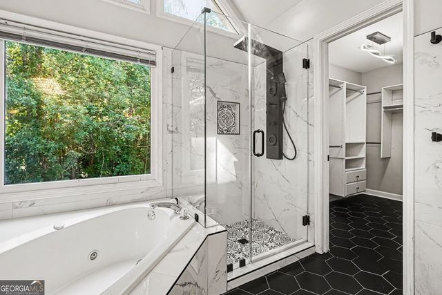 2155 Blackhawk Trail, Lawrenceville, GA 30043
