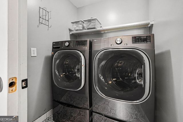 2155 Blackhawk Trail, Lawrenceville, GA 30043