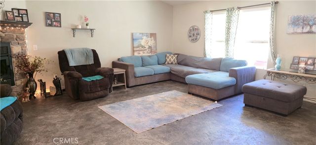 16650 Cactus Street, Hesperia, CA 92345