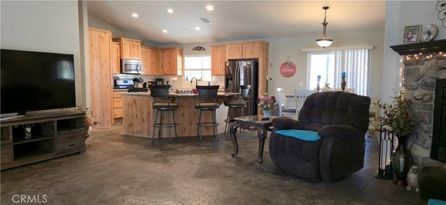16650 Cactus Street, Hesperia, CA 92345