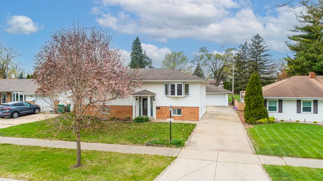 207 Muehl Drive, Lockport, IL 60441