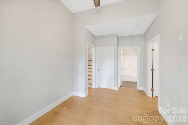 19 Sassafras Valley Road, Swannanoa, NC 28778