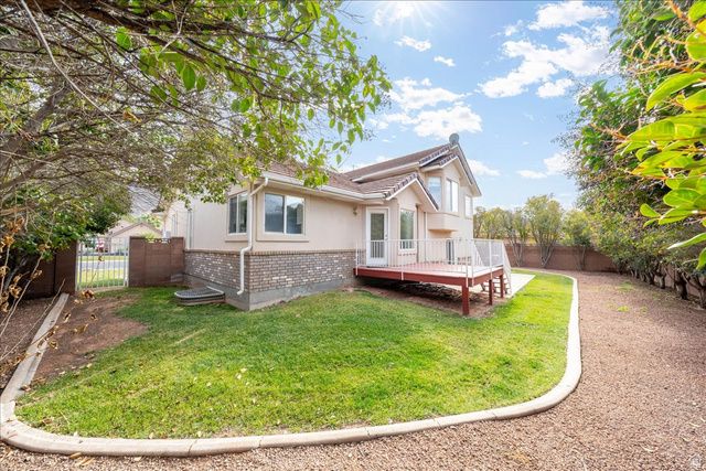 7 N REFLECTION WAY, St. George, UT 84770