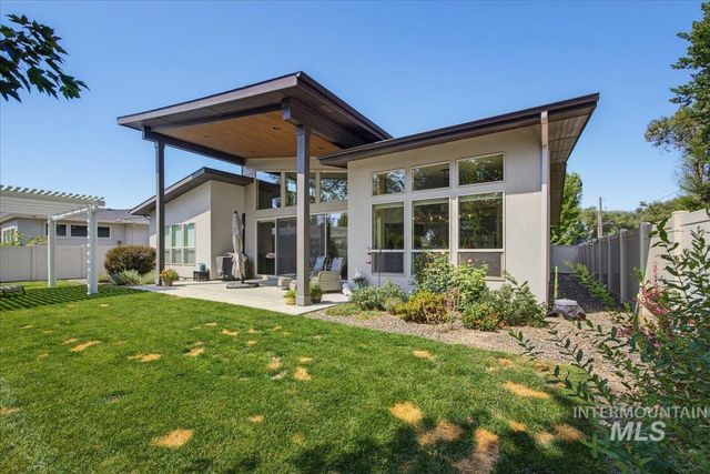 514 W Carnelian Lane, Eagle, ID 83616