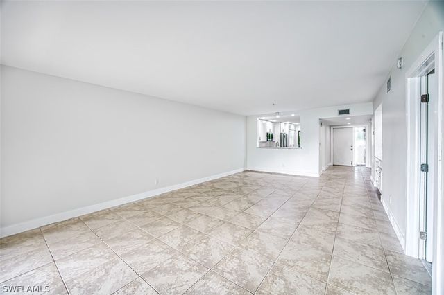 1798 Kings Lake BLVD 104, Naples, FL 34112