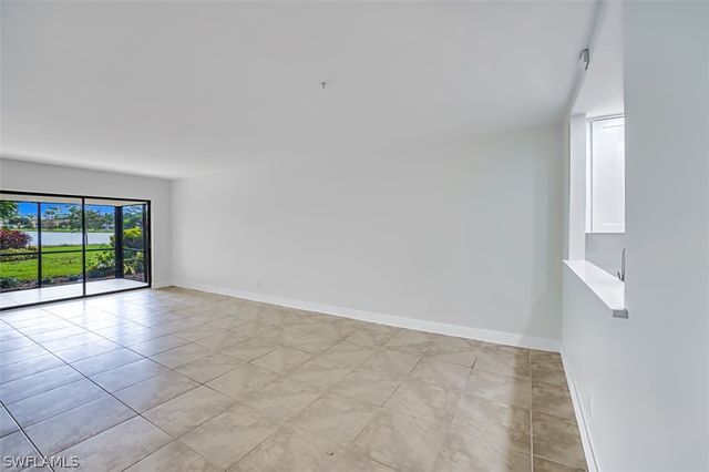 1798 Kings Lake BLVD 104, Naples, FL 34112