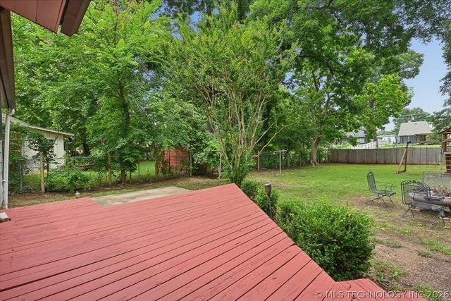 519 N Forest Street, Jenks, OK 74037