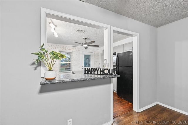 519 N Forest Street, Jenks, OK 74037