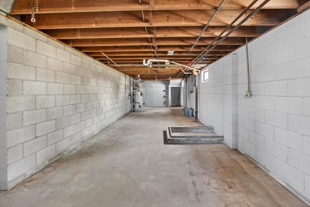 2300 S Lincoln Street, Bay City, MI 48708