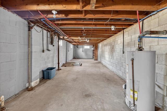 2300 S Lincoln Street, Bay City, MI 48708
