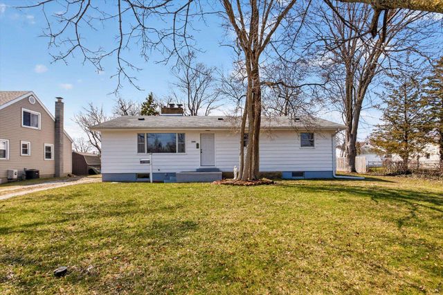 2300 S Lincoln Street, Bay City, MI 48708