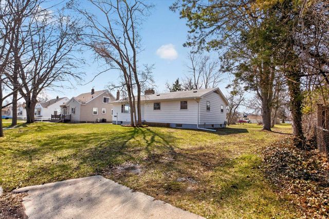 2300 S Lincoln Street, Bay City, MI 48708