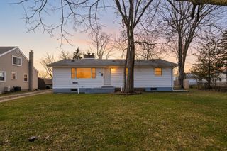 2300 S Lincoln Street, Bay City, MI 48708
