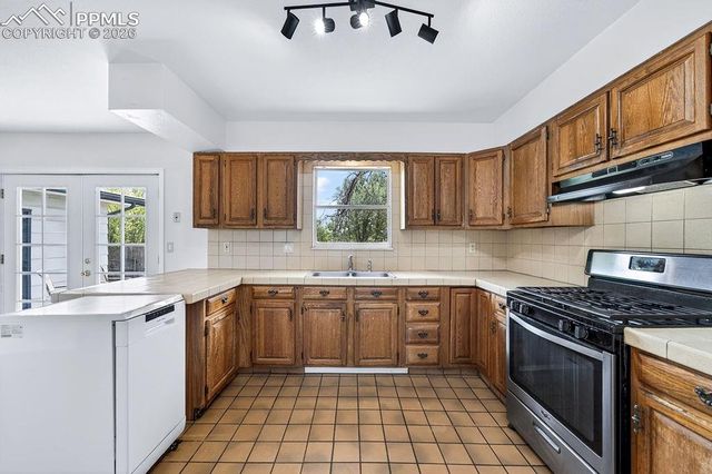 204 Byron Drive, Colorado Springs, CO 80910