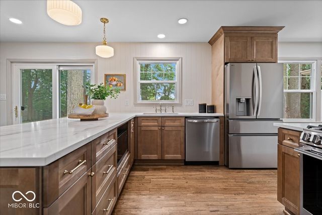 5314 Shorewood Drive, Indianapolis, IN 46220