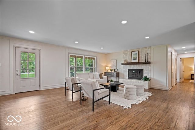 5314 Shorewood Drive, Indianapolis, IN 46220